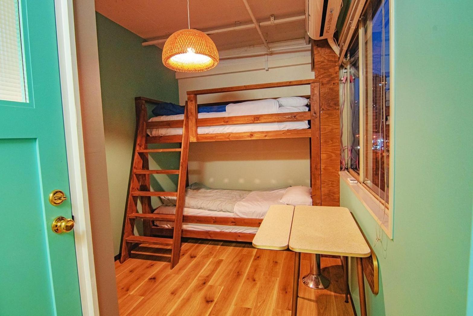 Hostel Chillax أوساكا المظهر الخارجي الصورة